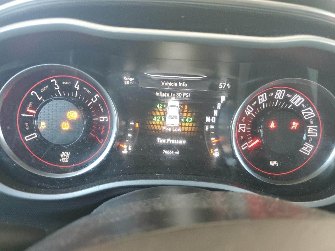 2017 DODGE Challenger