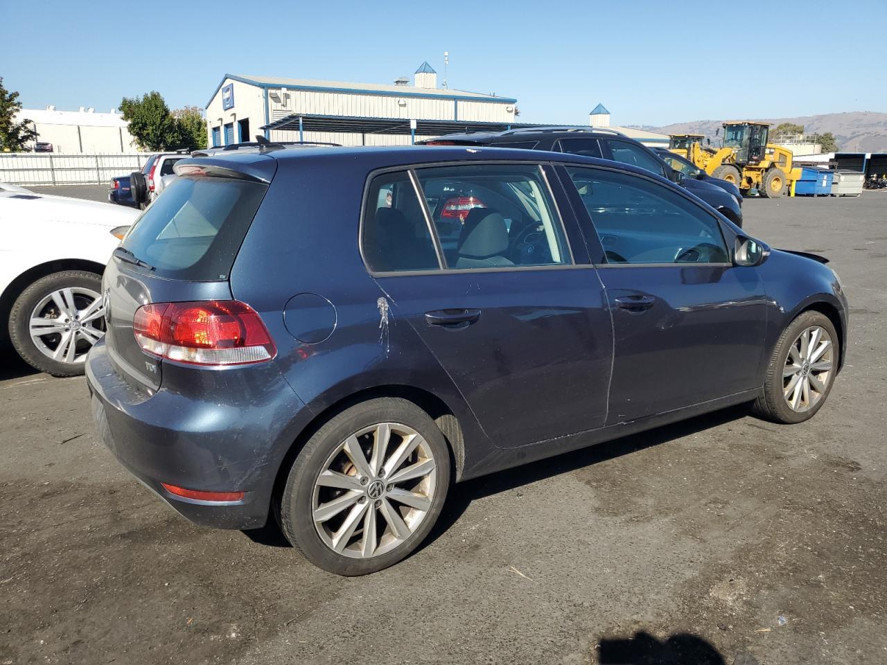 2012 VOLKSWAGEN GOLF