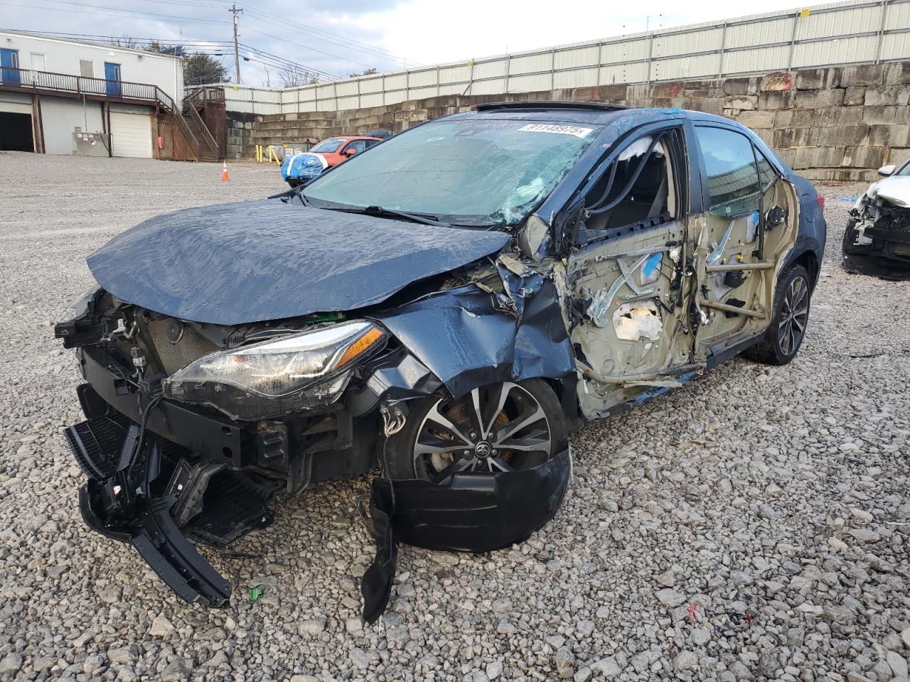 2017 TOYOTA COROLLA