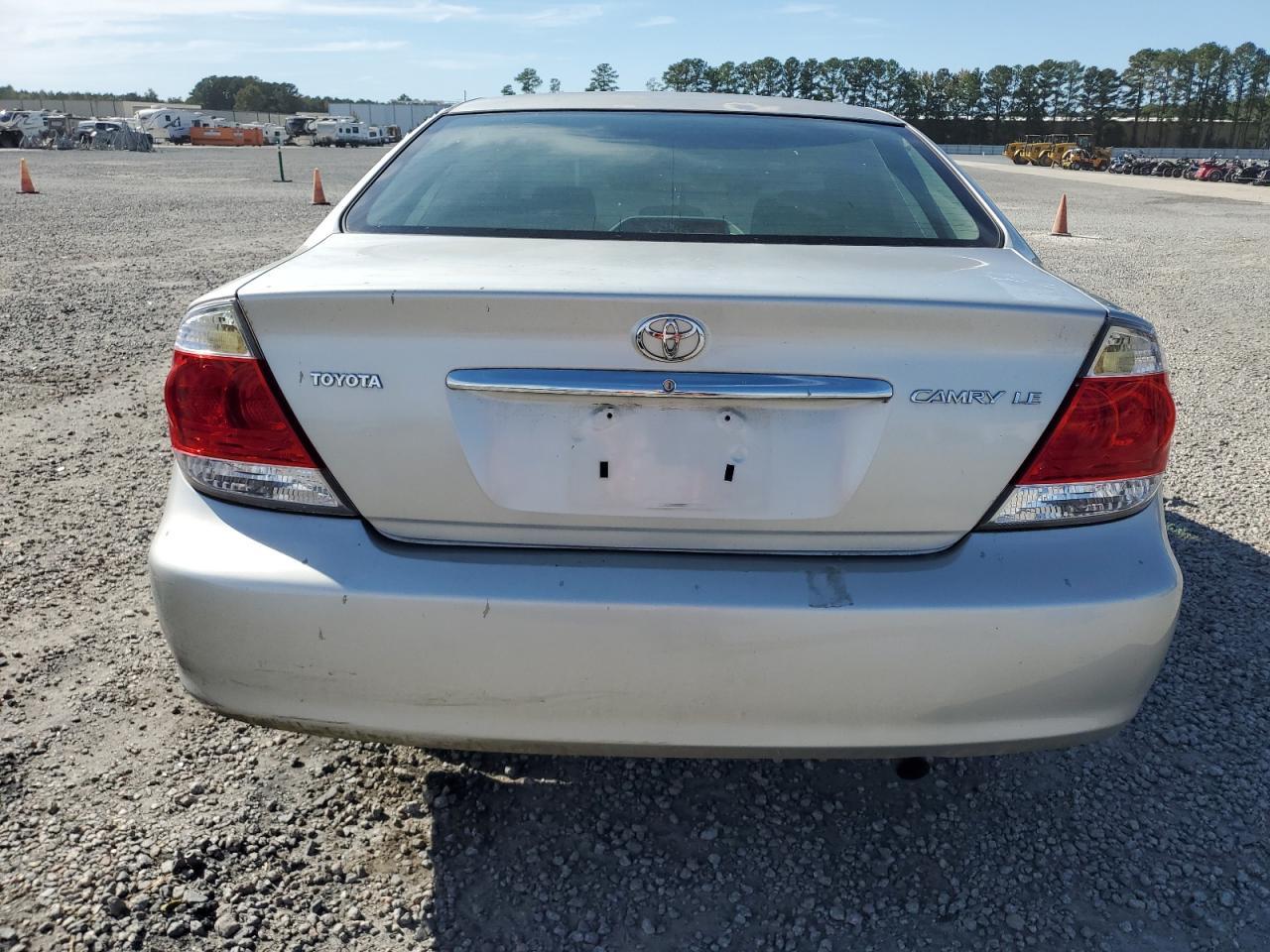 2005 TOYOTA CAMRY