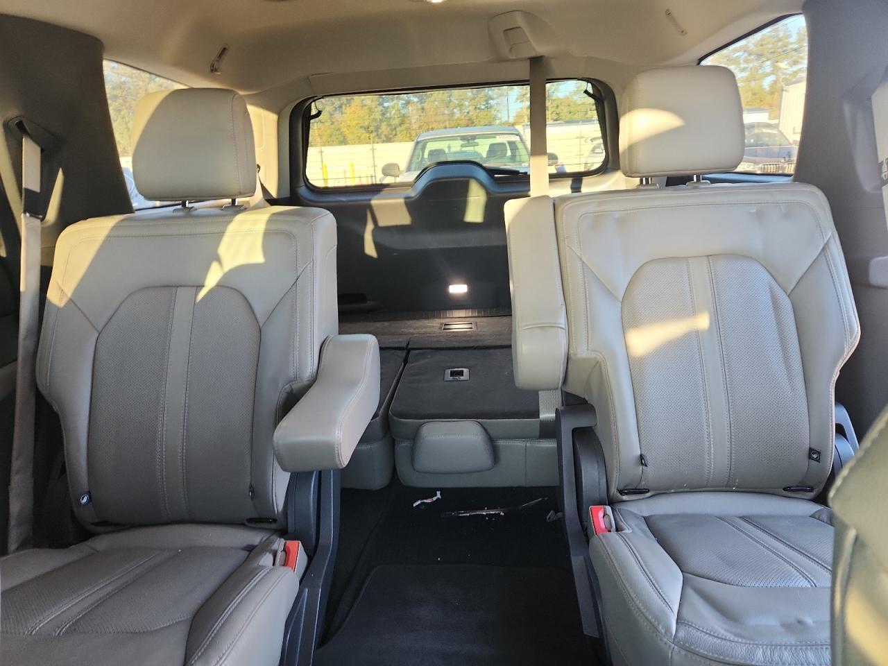 2020 FORD Expedition