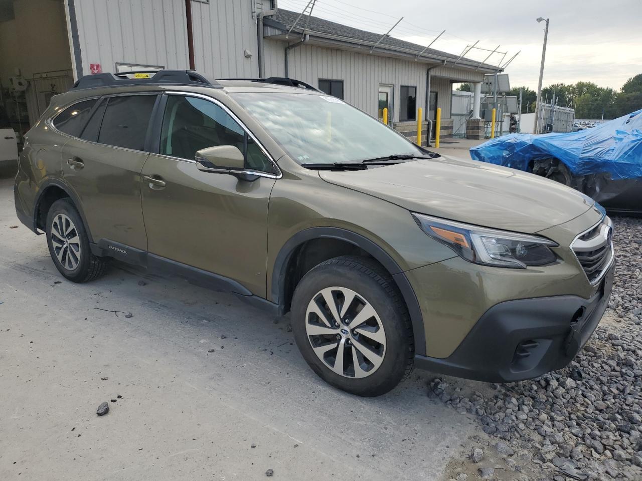 2021 SUBARU Outback