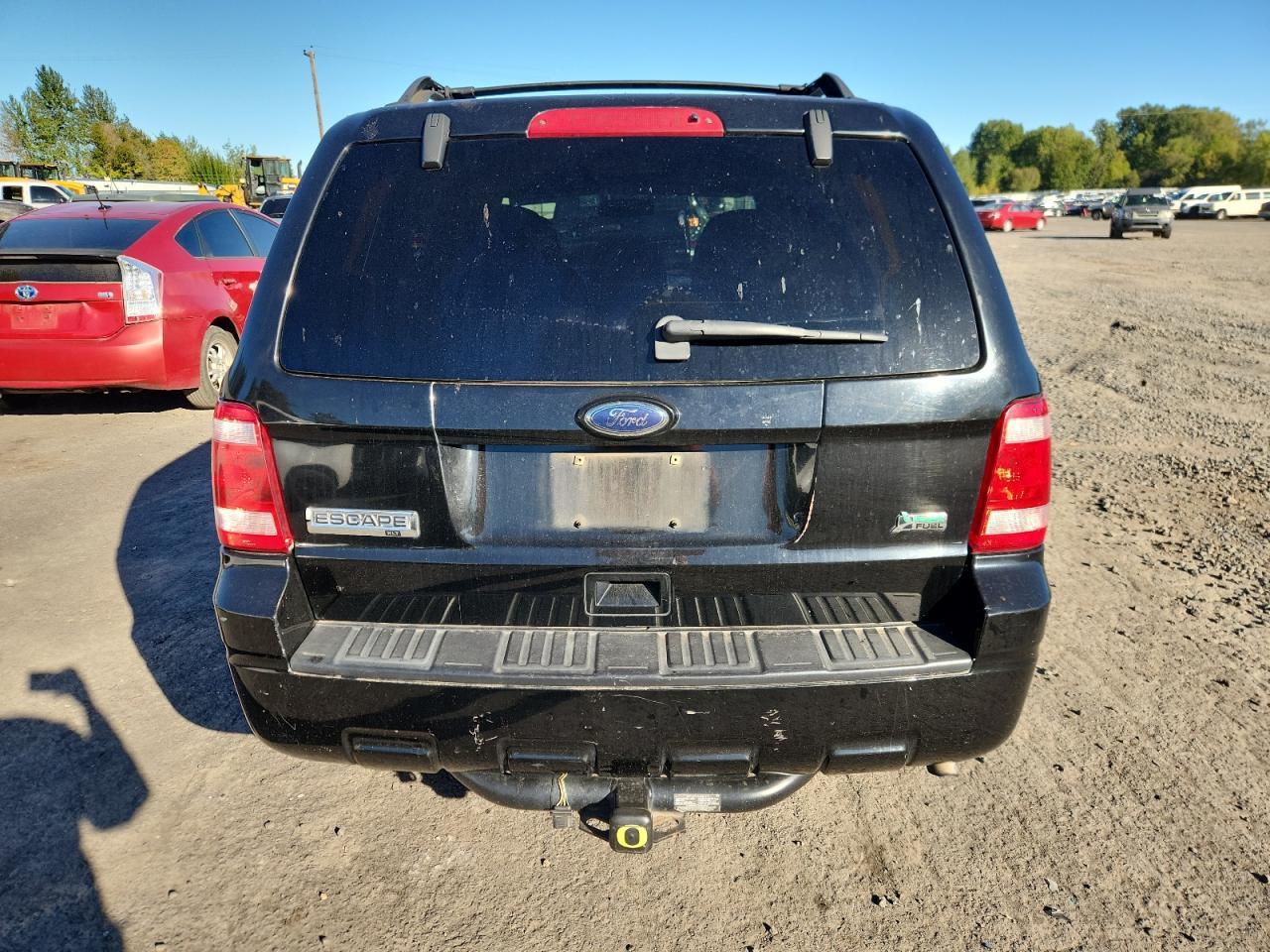 2010 FORD ESCAPE
