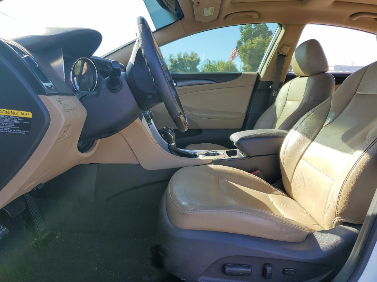 2013 HYUNDAI SONATA