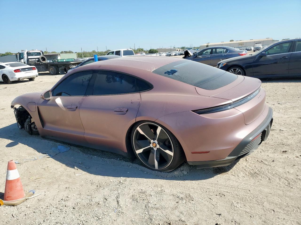 2021 PORSCHE Taycan