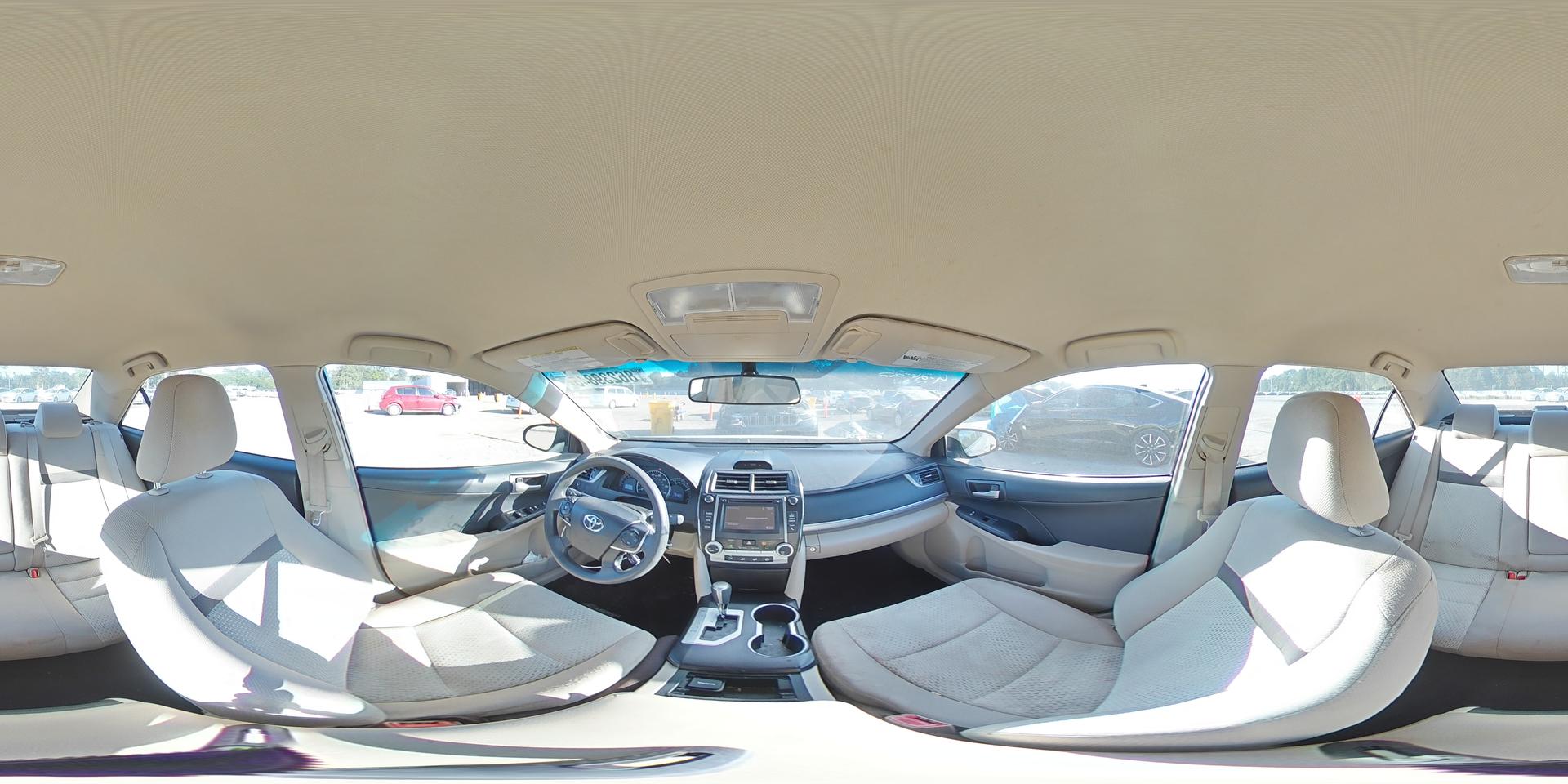 2014 TOYOTA CAMRY