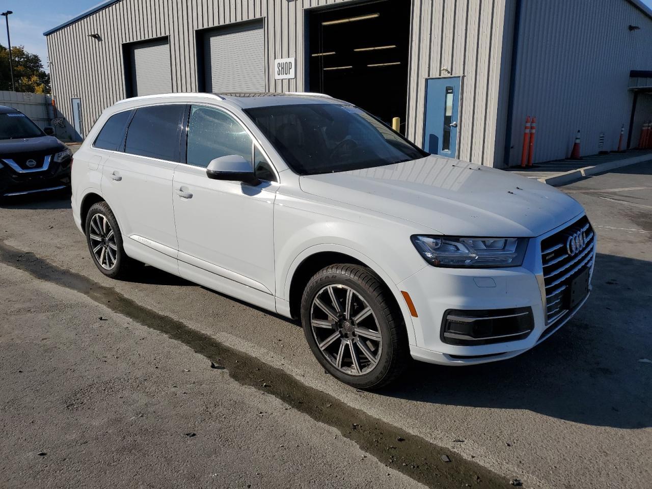 2017 AUDI Q7