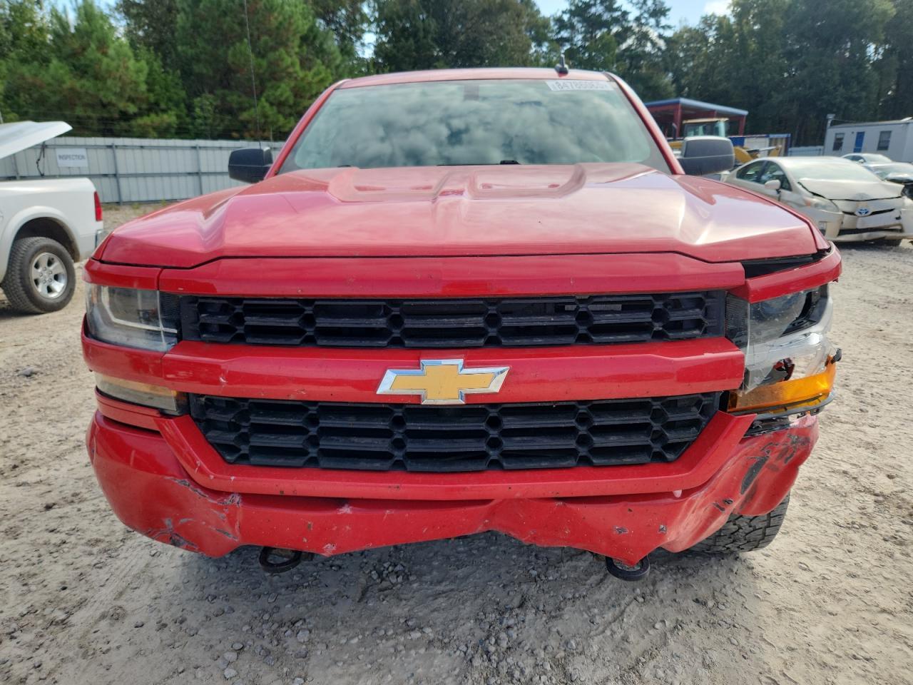 2018 CHEVROLET Silverado