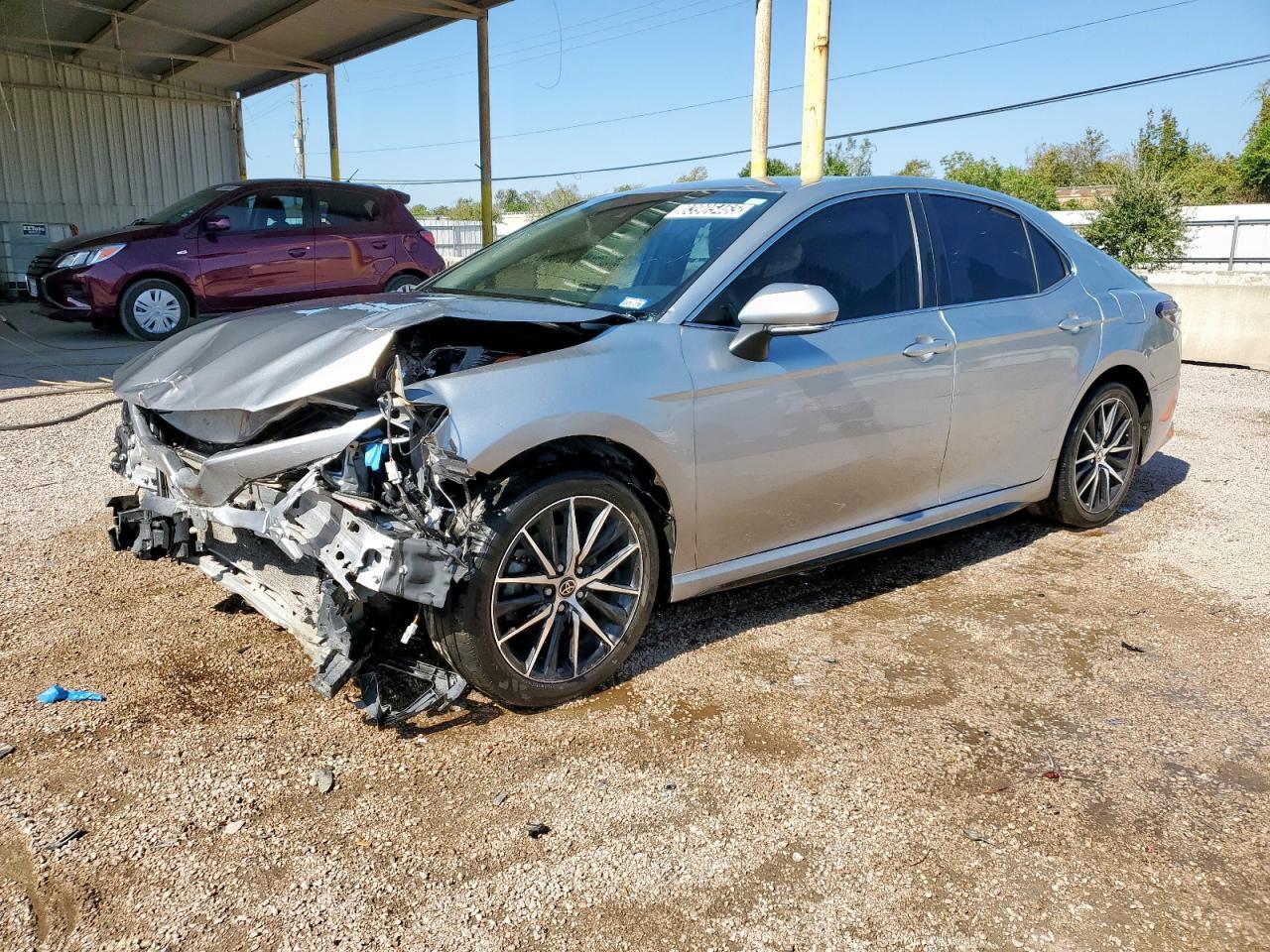 2023 TOYOTA CAMRY