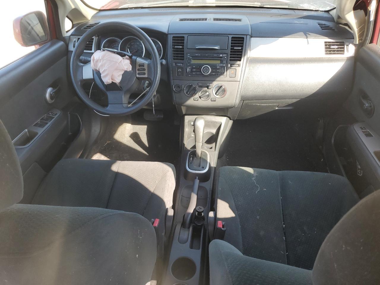 2011 NISSAN VERSA