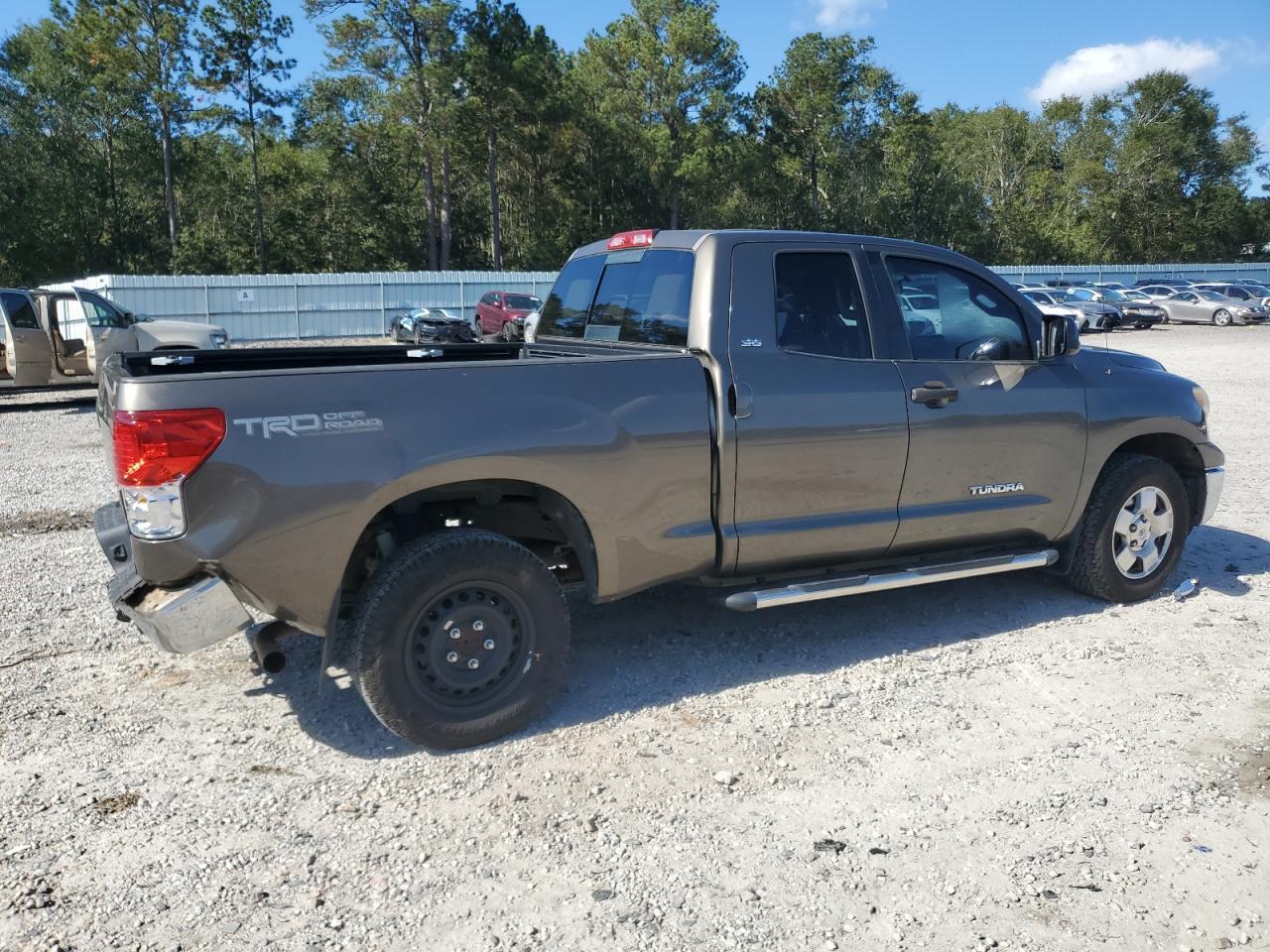 2010 TOYOTA TUNDRA