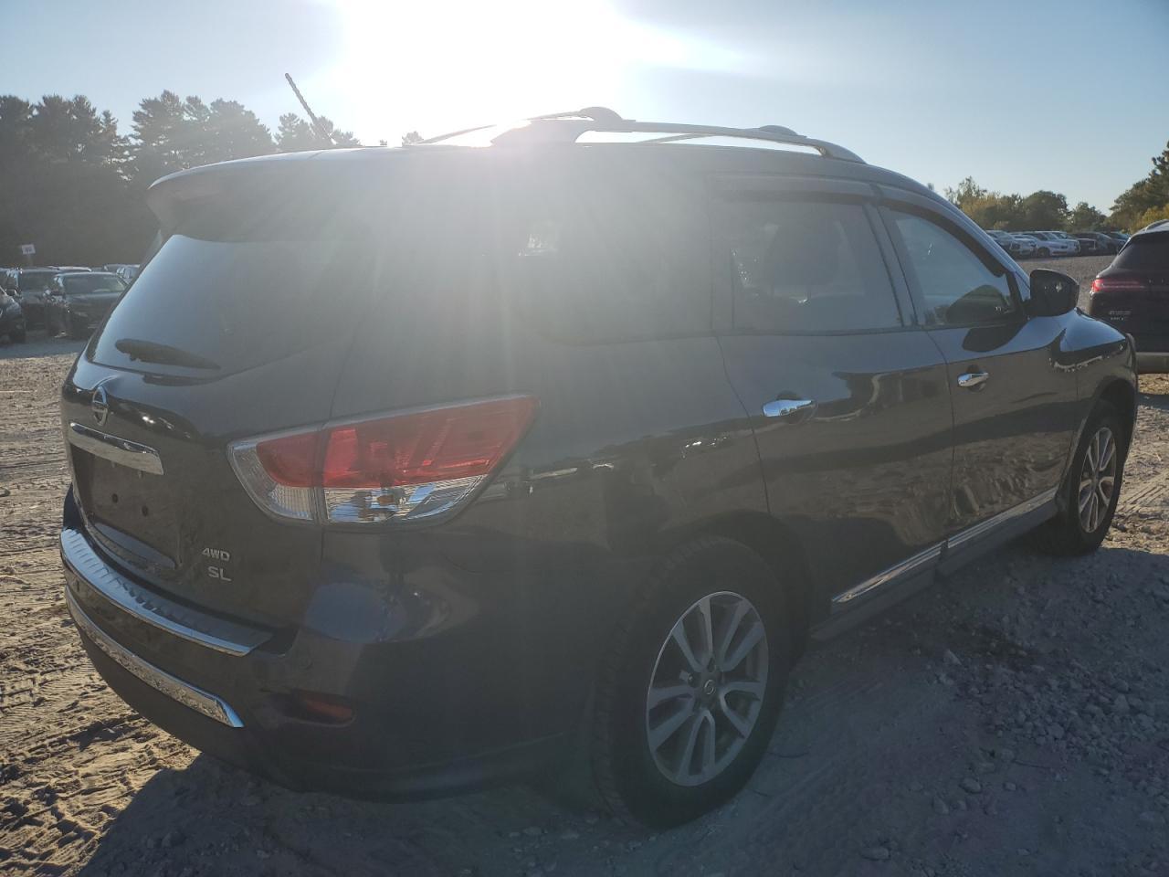2014 NISSAN PATHFINDER