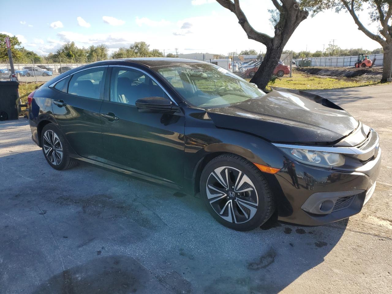 2017 HONDA CIVIC