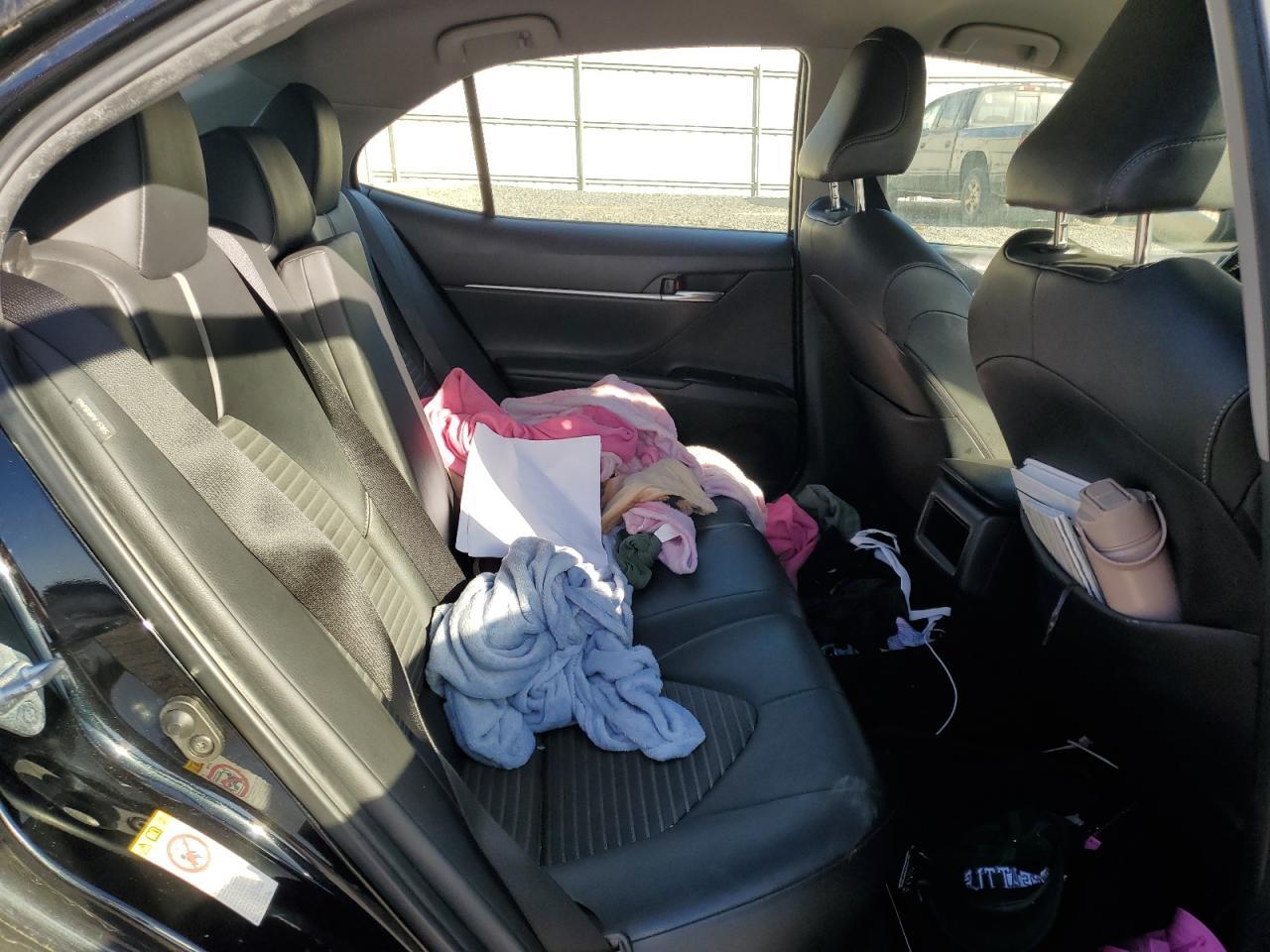 2018 TOYOTA CAMRY