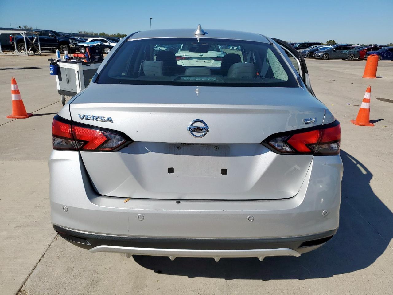 2021 NISSAN VERSA