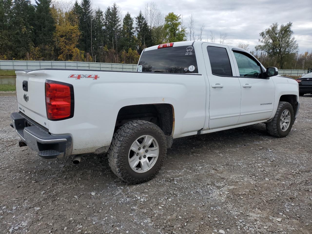 2017 CHEVROLET Silverado
