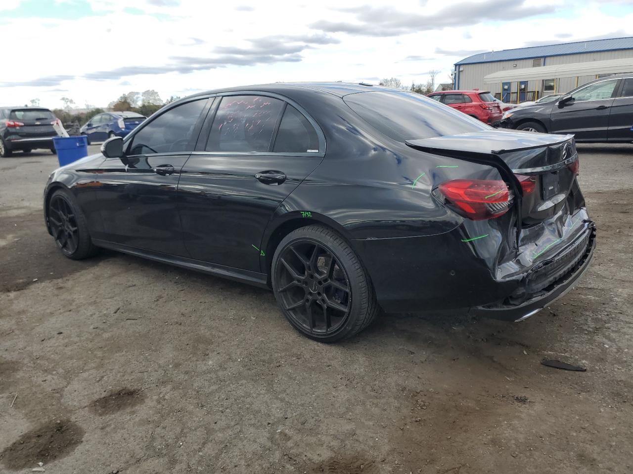 2021 MERCEDES-BENZ E-Class