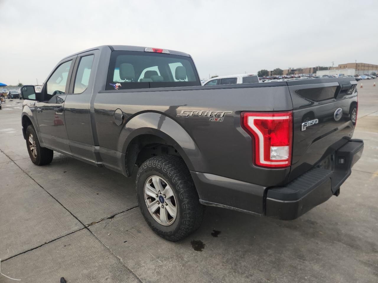 2015 FORD F-150