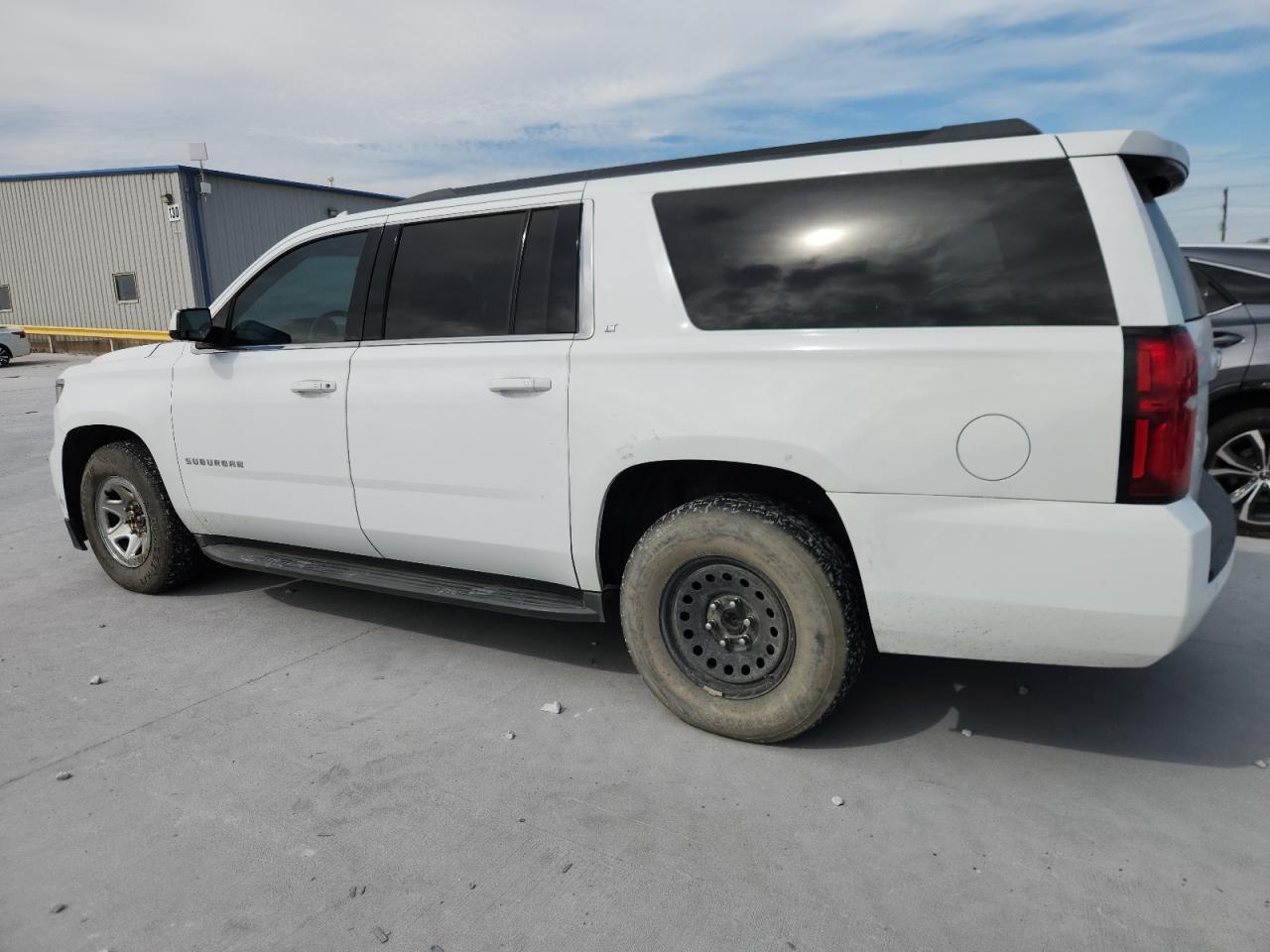 2016 CHEVROLET Suburban