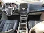 2014 CHRYSLER Town & Country