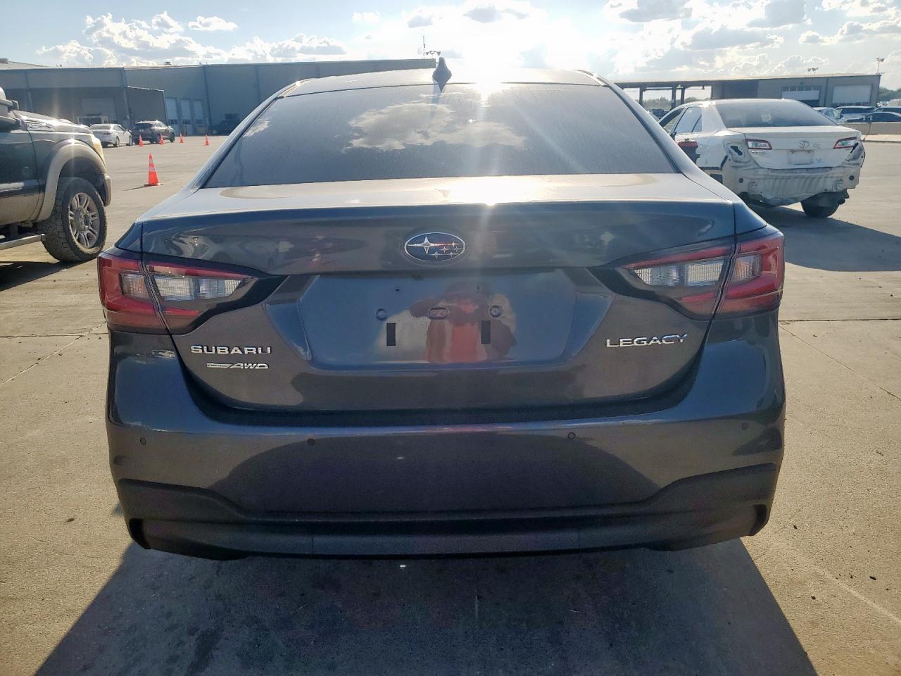 2025 SUBARU Legacy