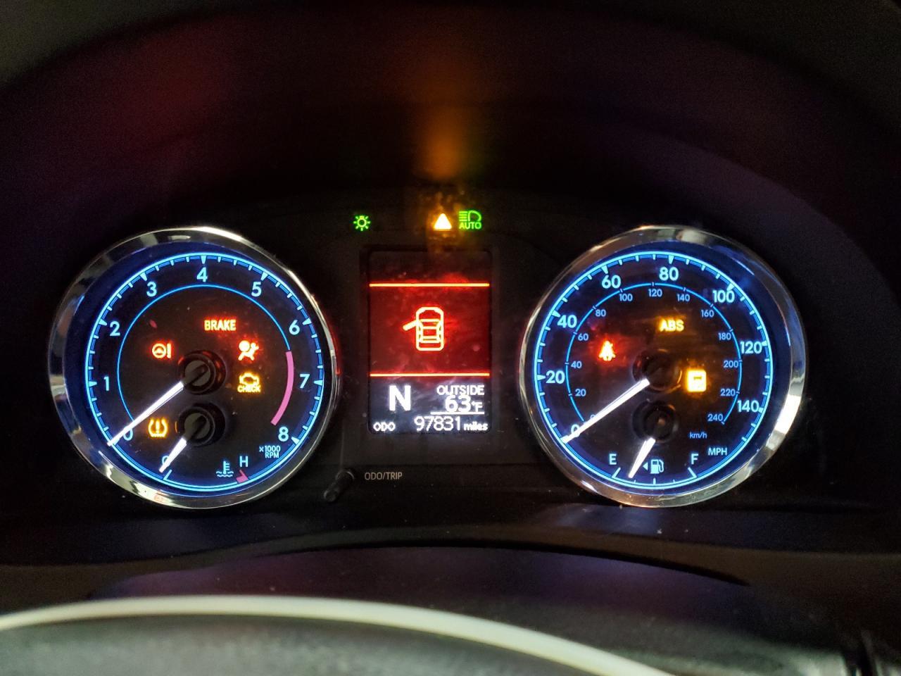 2017 TOYOTA COROLLA