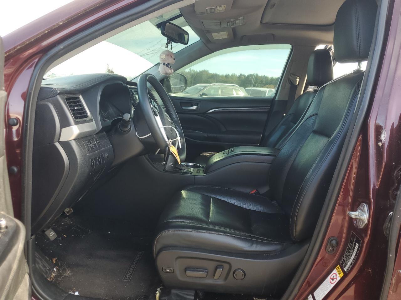 2016 TOYOTA HIGHLANDER