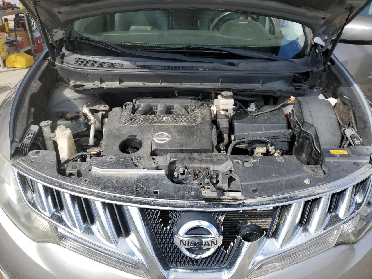 2010 NISSAN MURANO