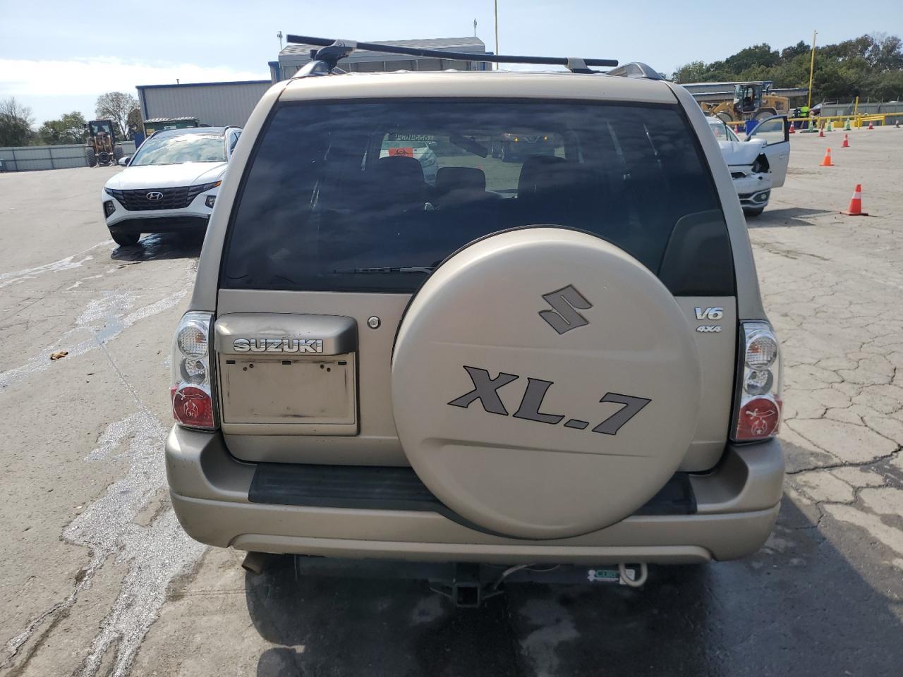 2004 SUZUKI Xl-7