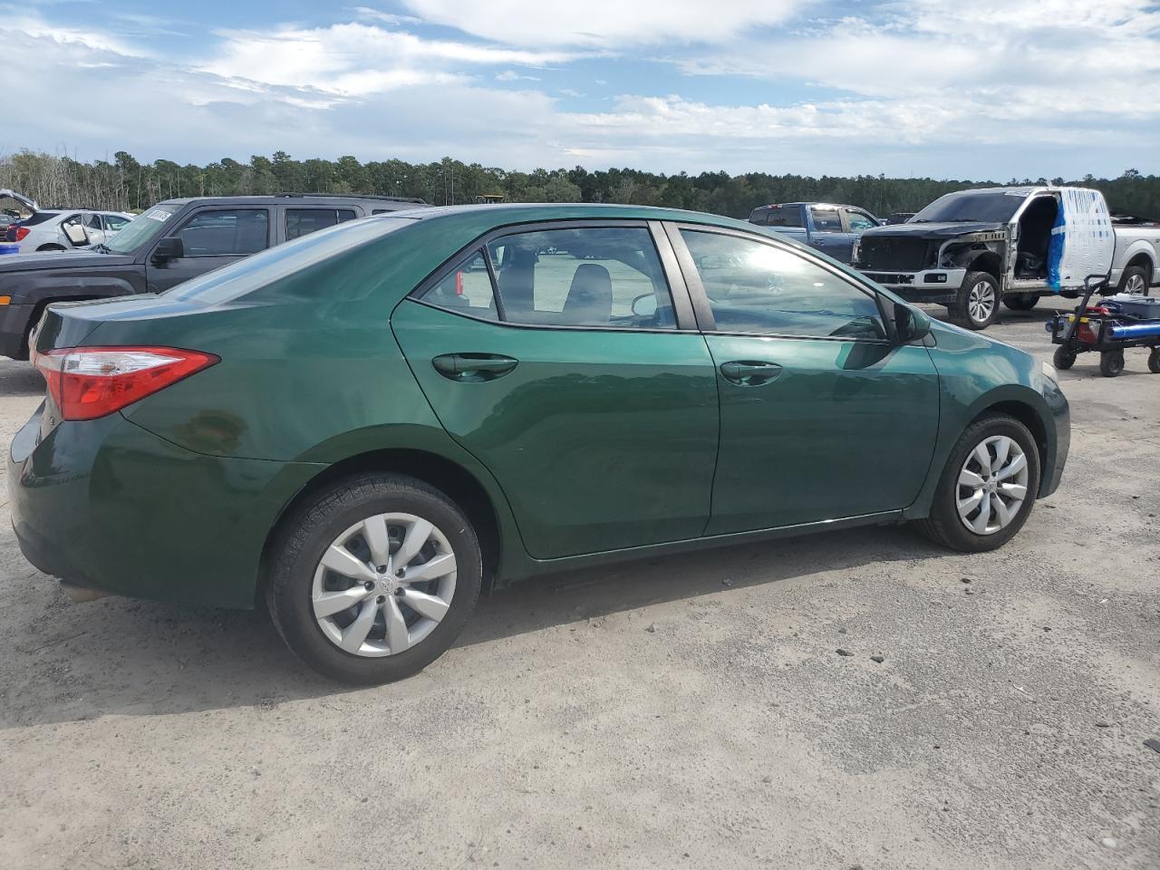 2015 TOYOTA COROLLA