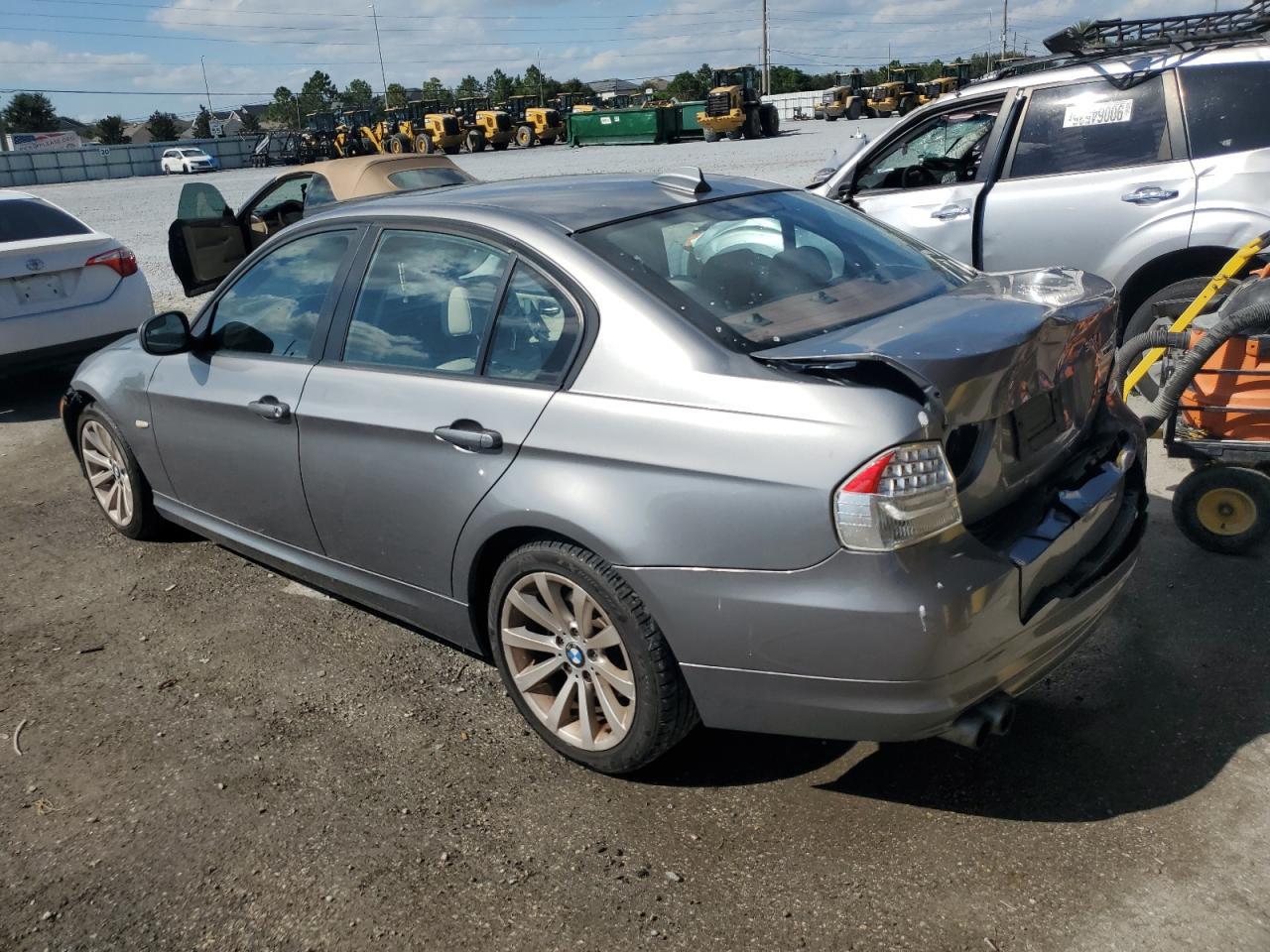 2011 BMW 3 SERIES