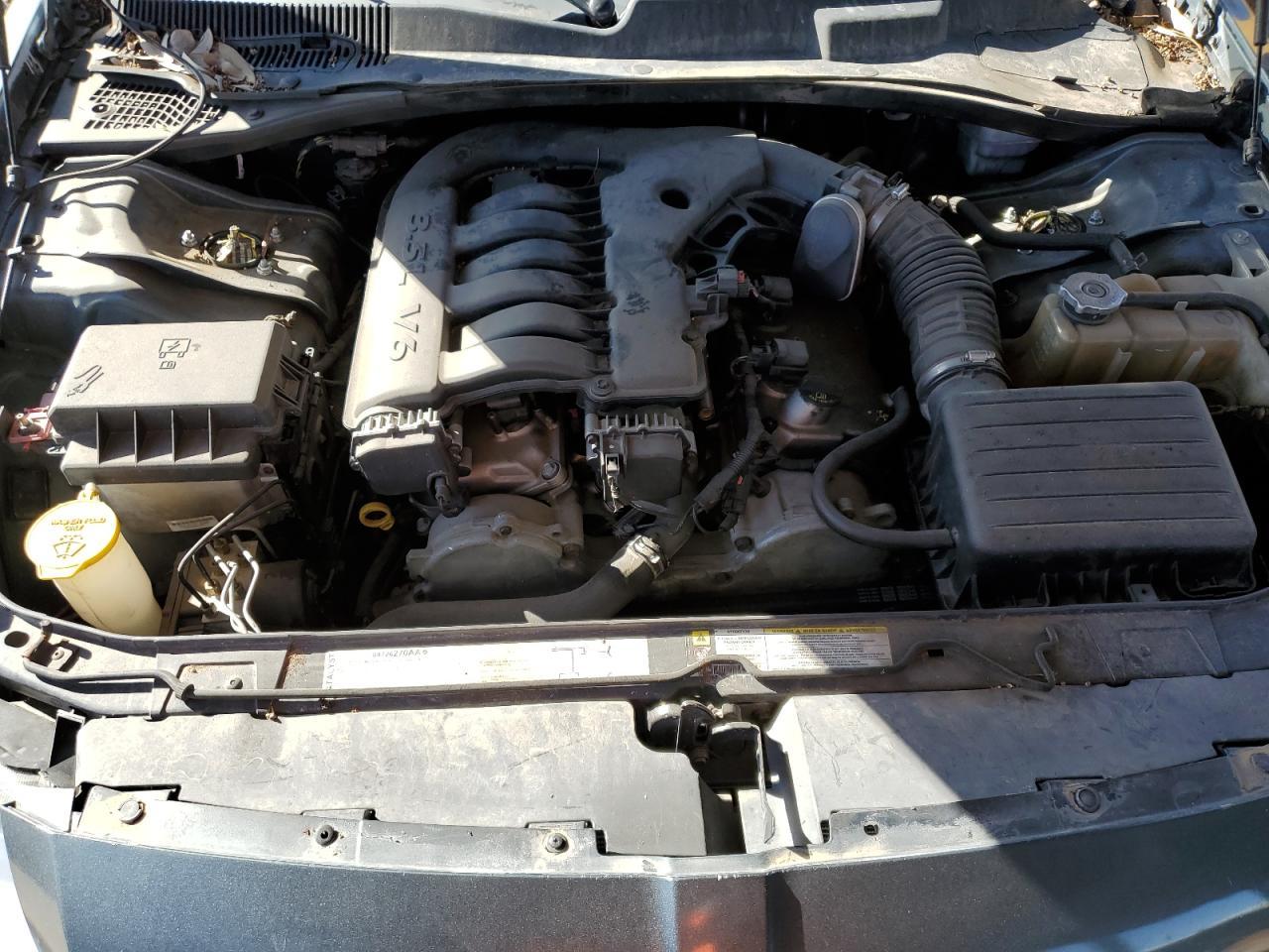 2005 DODGE MAGNUM