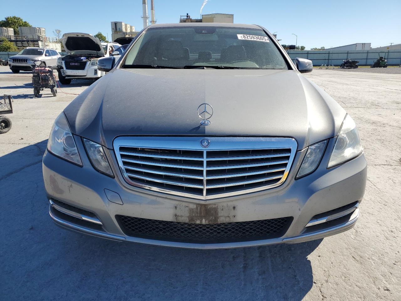 2012 MERCEDES-BENZ E-Class