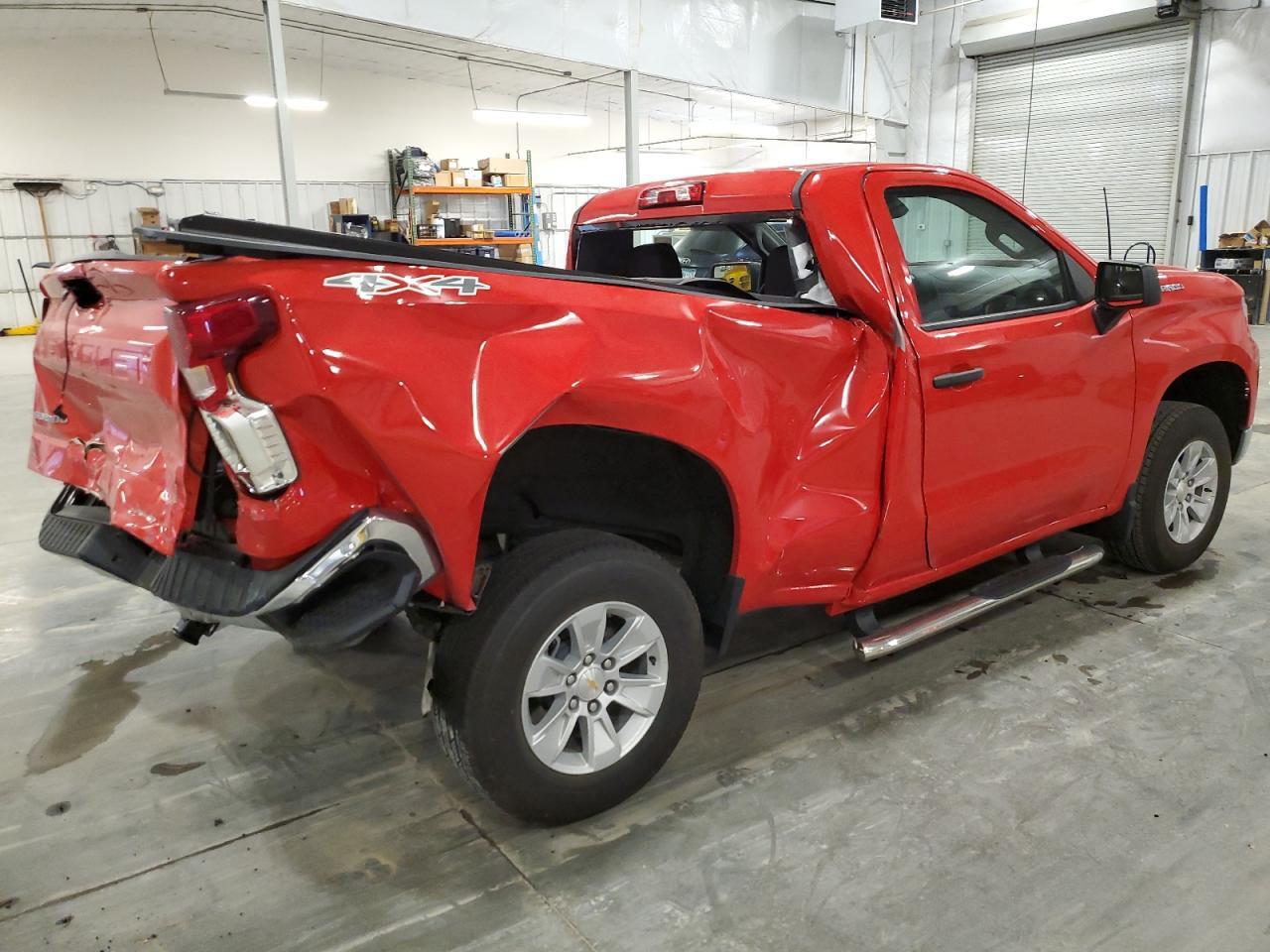 2025 CHEVROLET Silverado