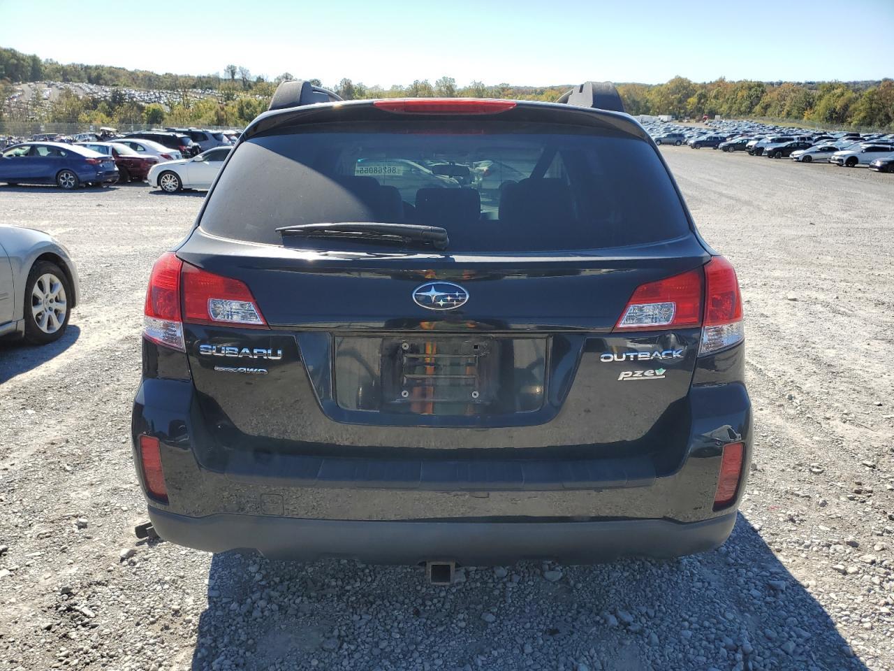 2013 SUBARU Outback
