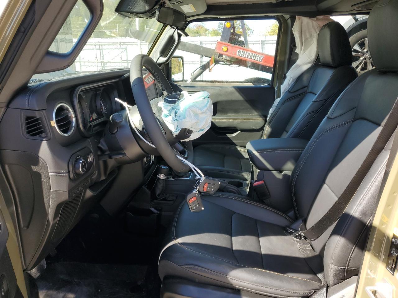 2025 JEEP Gladiator