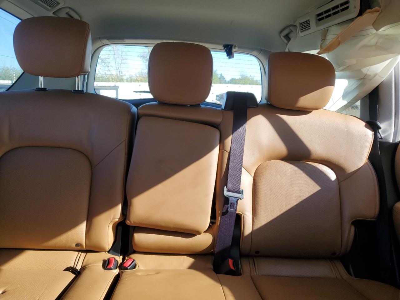 2016 INFINITI QX80