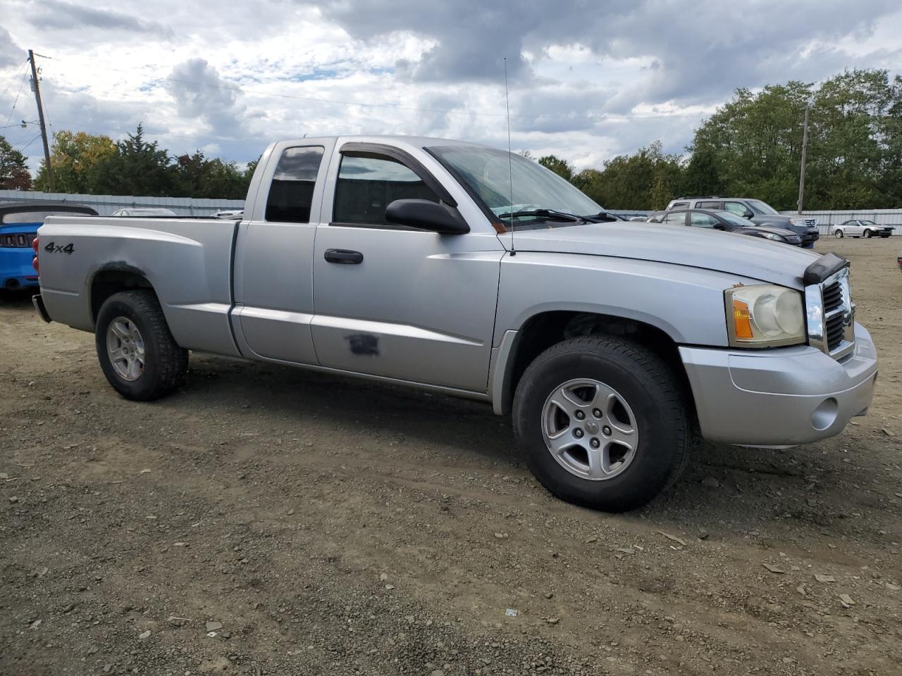 2006 DODGE Dakota