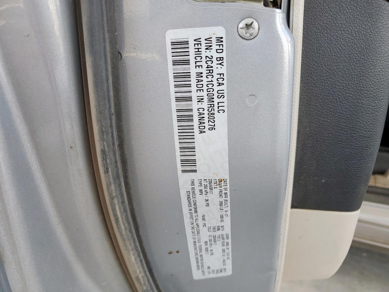 2021 CHRYSLER Voyager