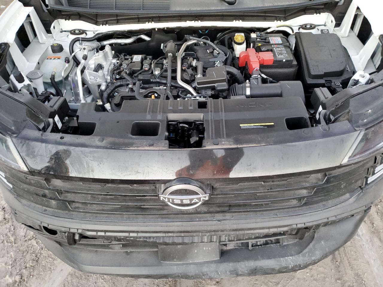 2025 NISSAN KICKS