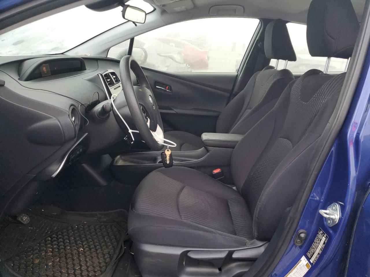 2017 TOYOTA PRIUS