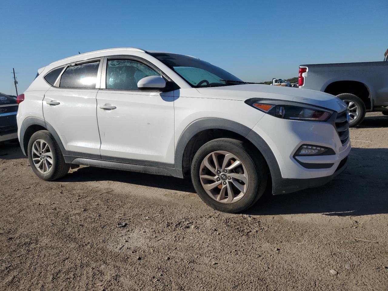 2016 HYUNDAI TUCSON