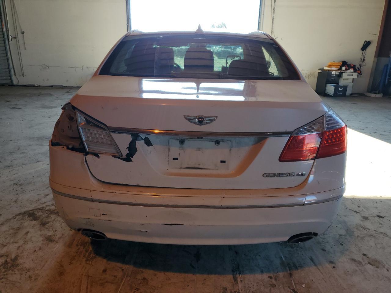 2010 HYUNDAI GENESIS
