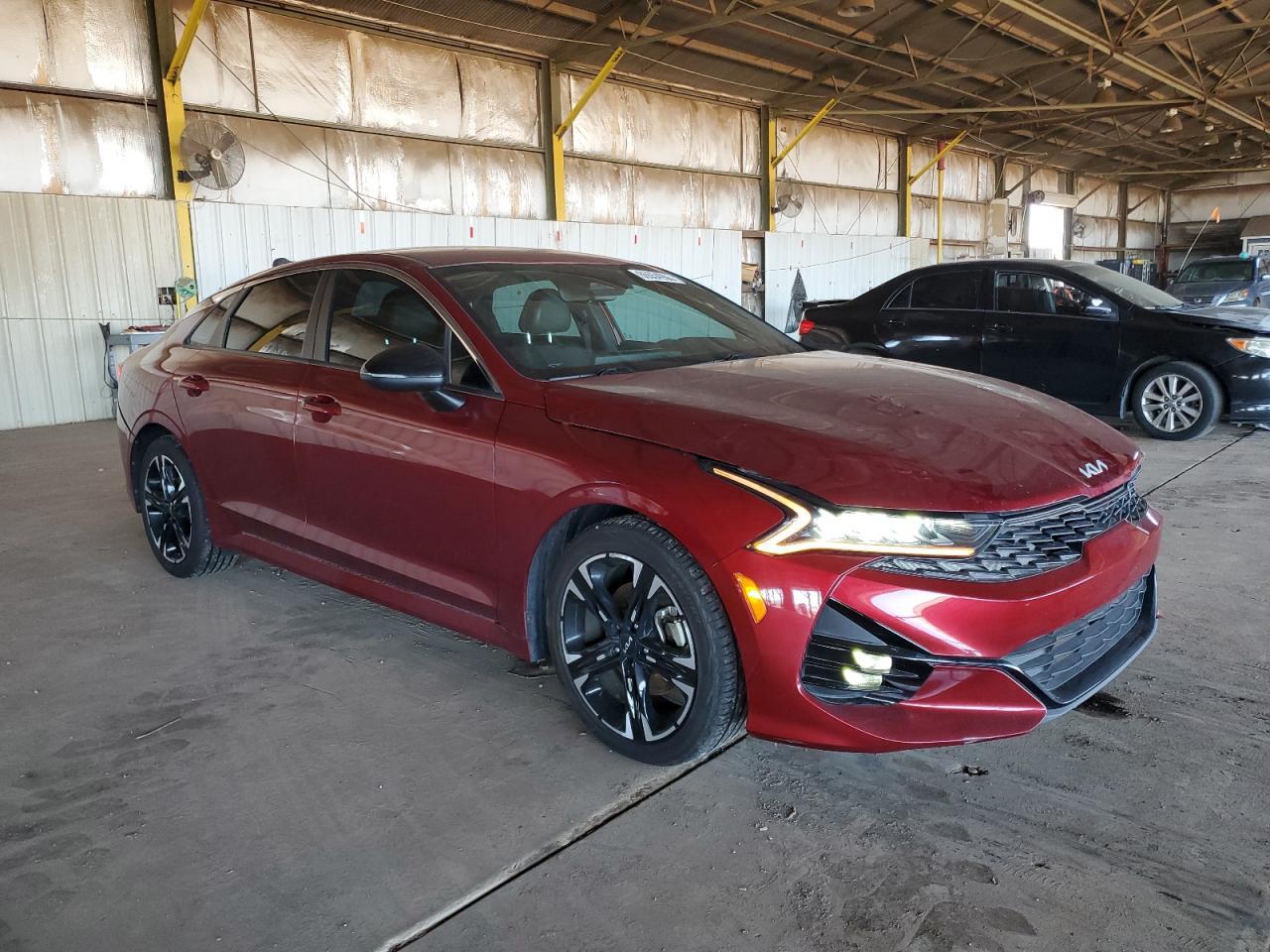 2022 KIA K5
