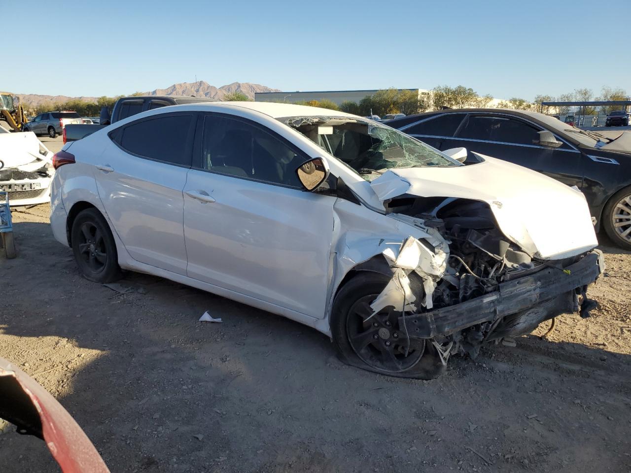 2015 HYUNDAI ELANTRA