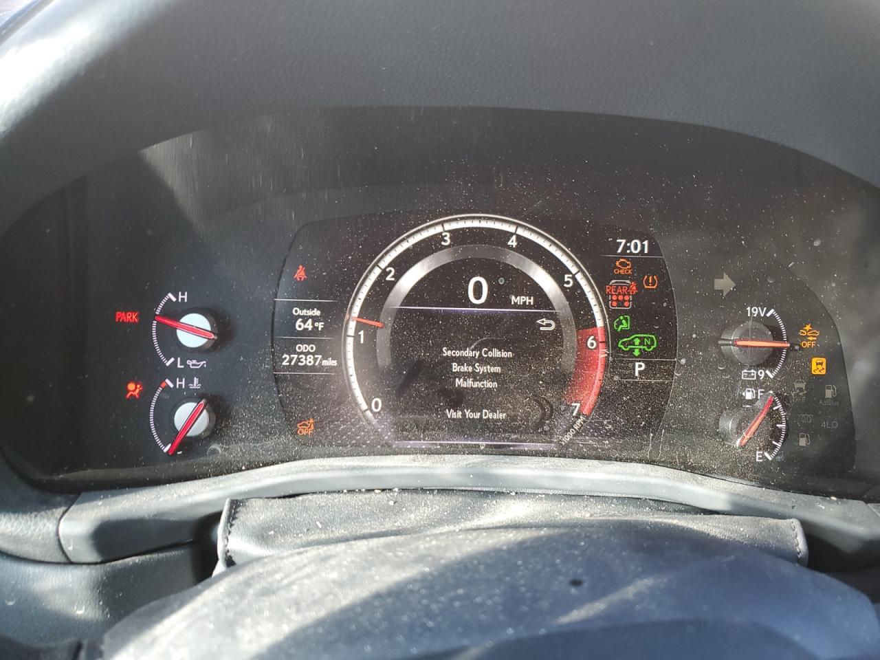 2024 LEXUS LX 600