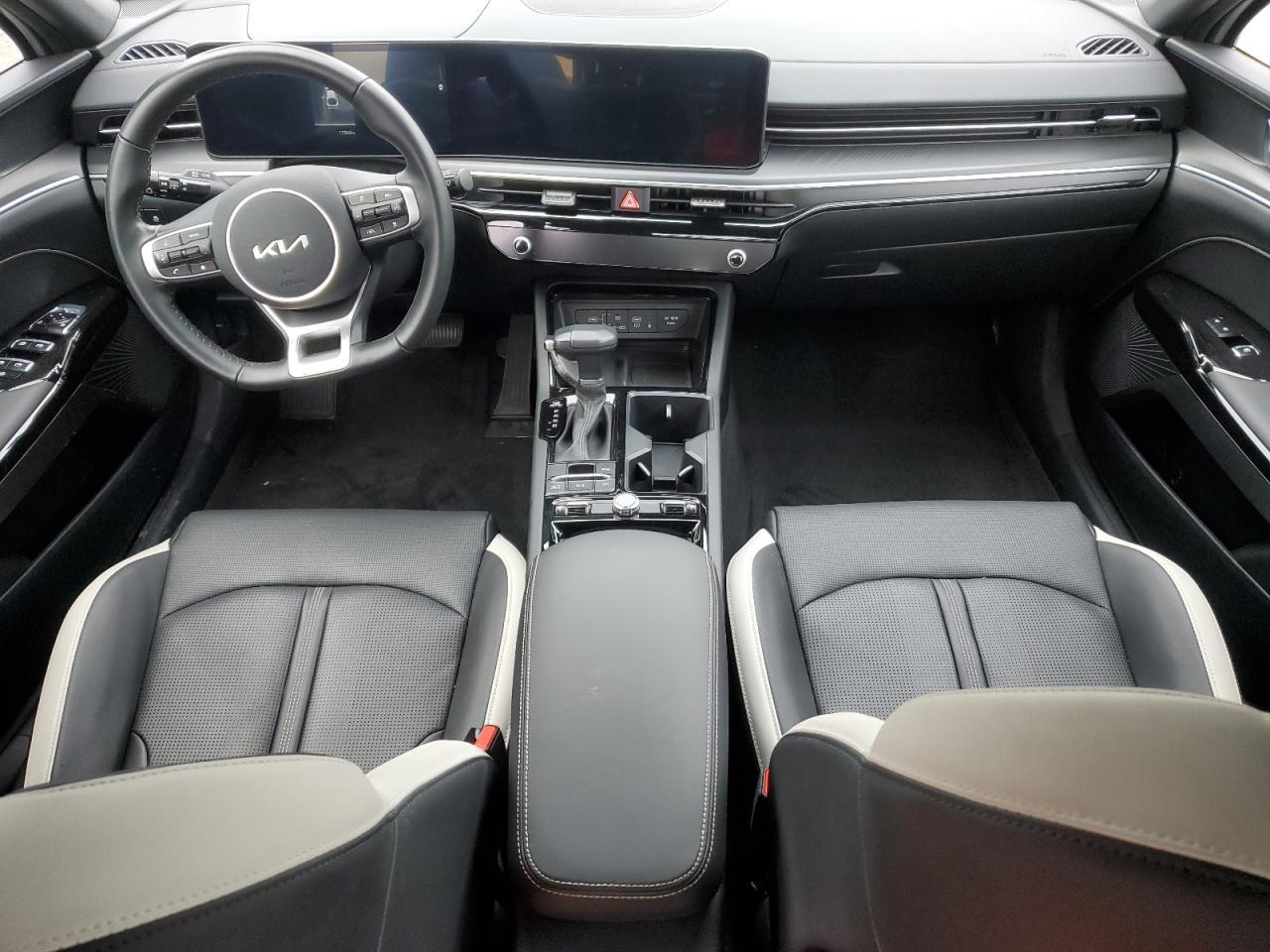 2025 KIA K5