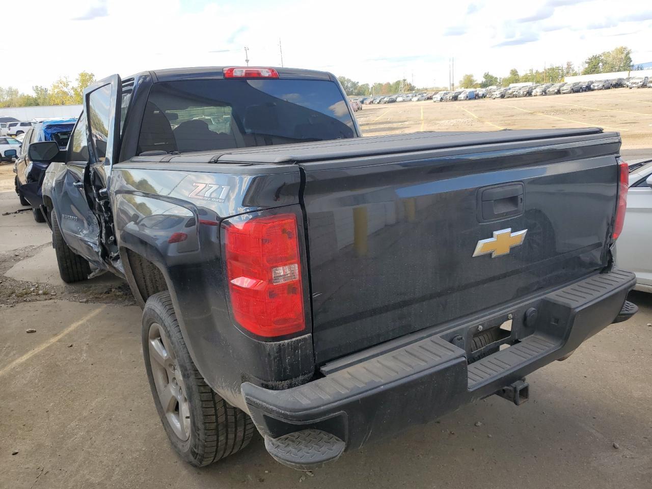 2018 CHEVROLET Silverado