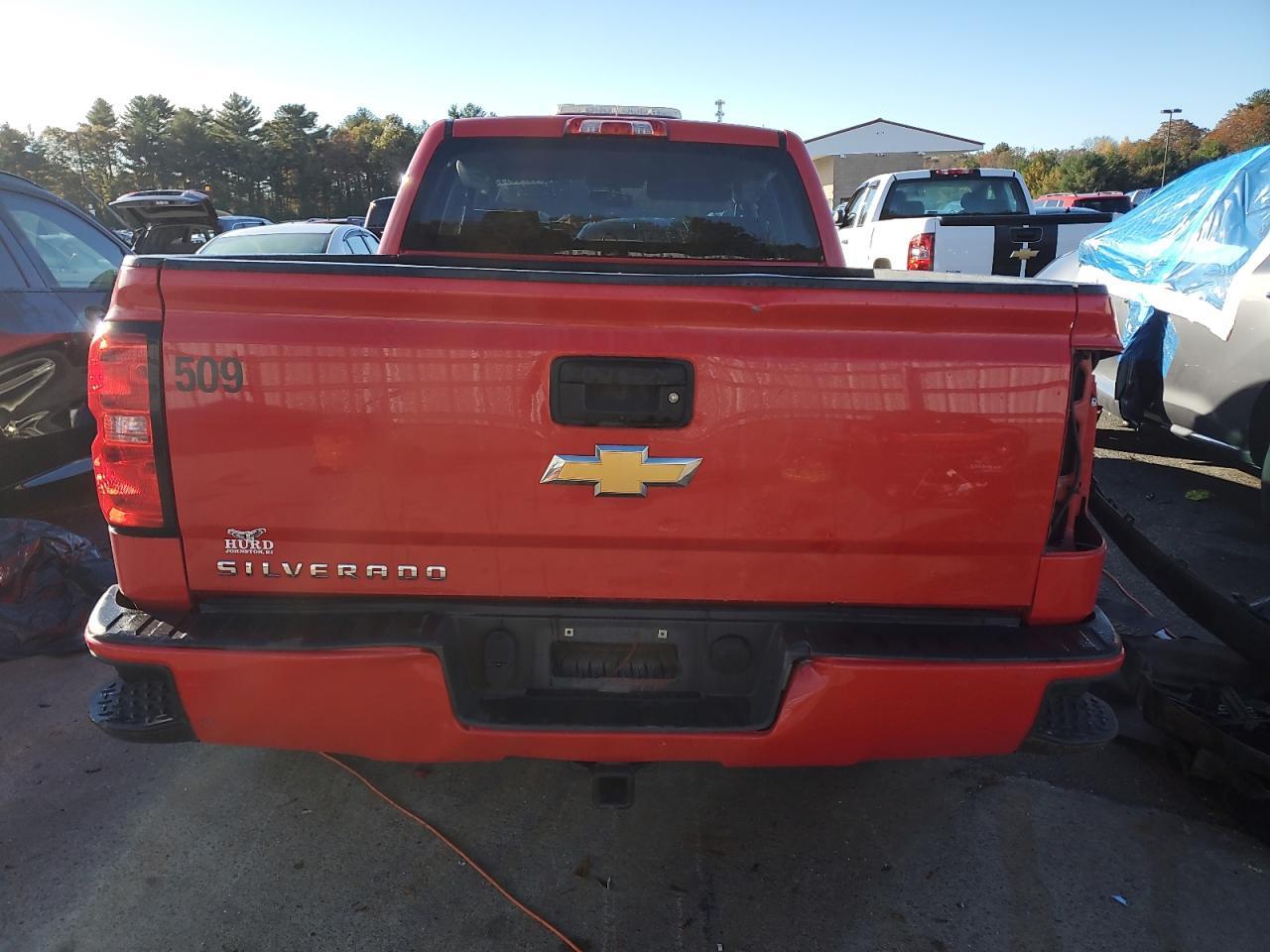 2018 CHEVROLET Silverado