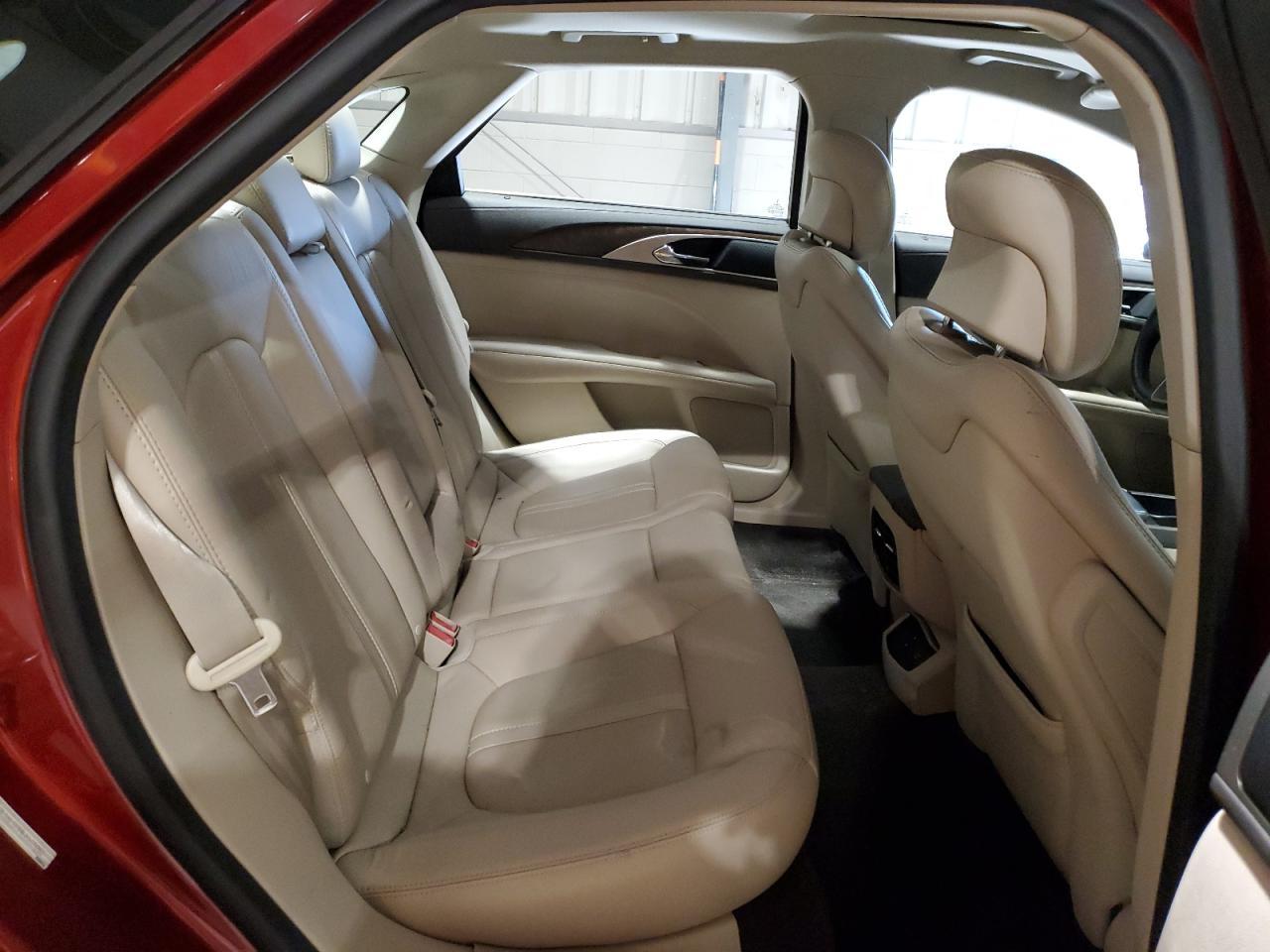 2017 LINCOLN MKZ